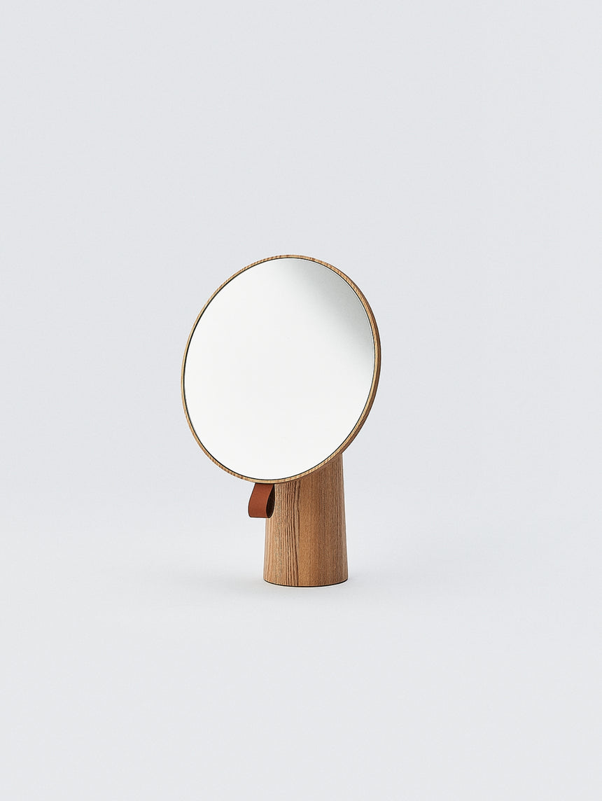 Pivot mirror